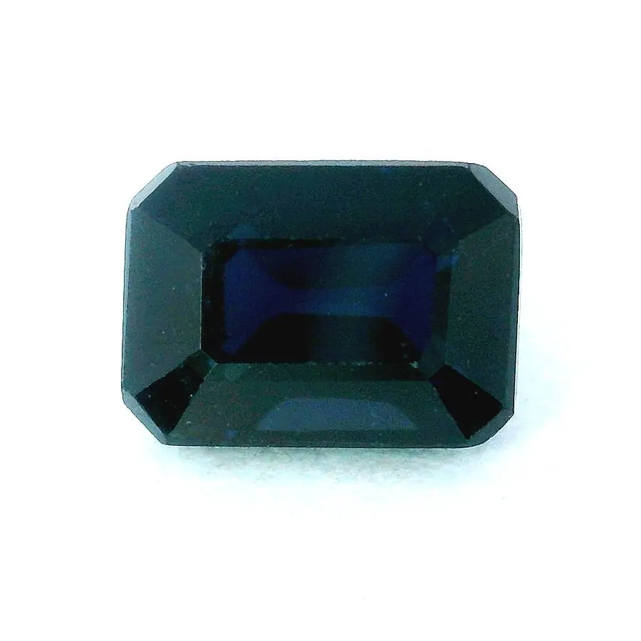 Photo du saphir naturel taille émeraude 1,53 ct